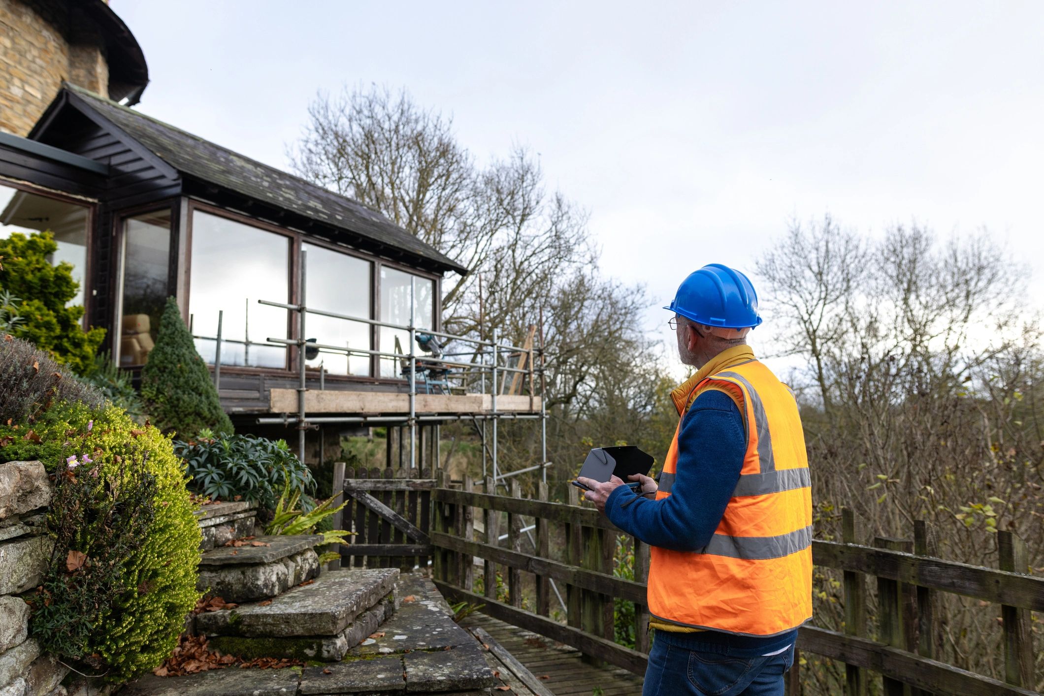 Field technician using connected technology in the field